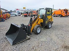 Schäffer 2428 SLT Schmalspur Radlader 32.500 Schaeffer