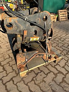 Powertilt Schnellwechsler CW 30 CAT CW30 Verachtert Kettenbagger Powertilt Schnellwechsler CW 30 CAT CW30 Verachtert Kettenbagger