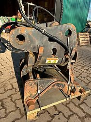 Powertilt Schnellwechsler CW 30 CAT CW30 Verachtert Kettenbagger Powertilt Schnellwechsler CW 30 CAT CW30 Verachtert Kettenbagger